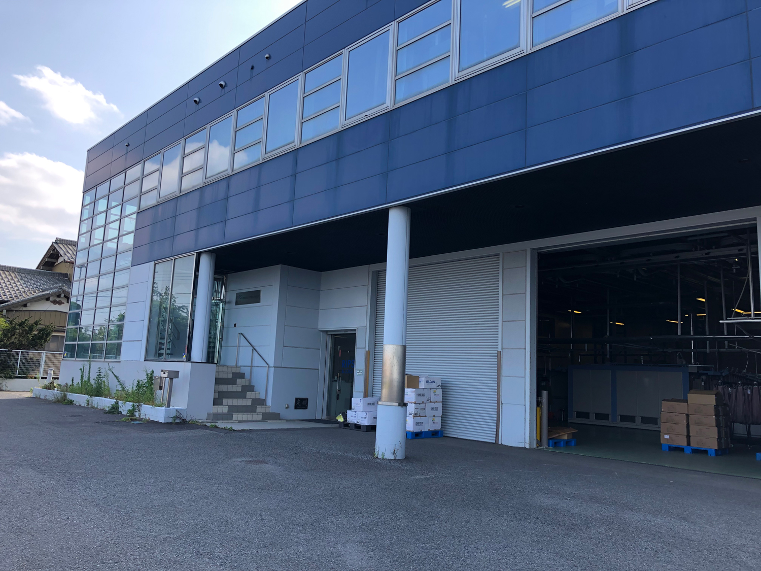 株式会社 リプスアンドロジはアパレル業に特化したロジスティック